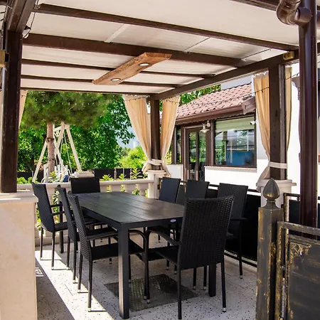 Villa фамилия бешкови Vratsa