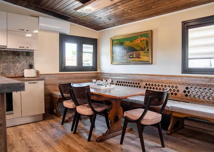 фамилия бешкови Villa