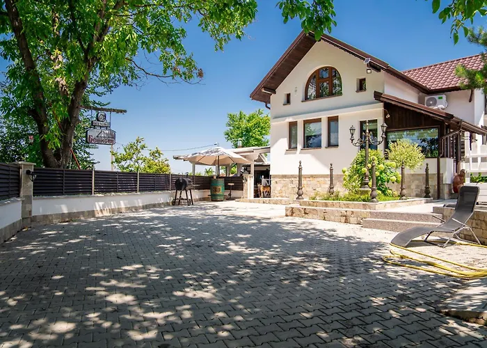 фамилия бешкови Villa *