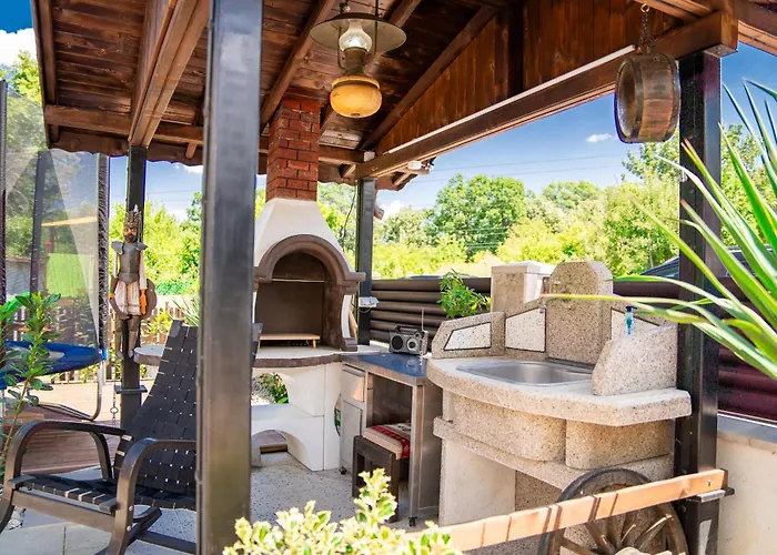 фамилия бешкови Villa *